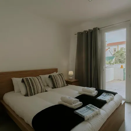 53 - The Daisy Moon House * Serra d'El-Rei