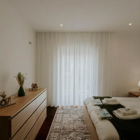 別荘 53 - The Daisy Moon House *