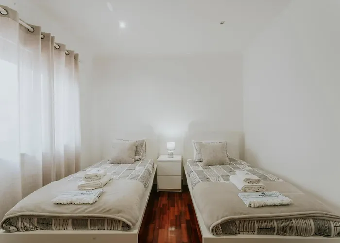 53 - The Daisy Moon House Semesterbostad Serra d'El-Rei