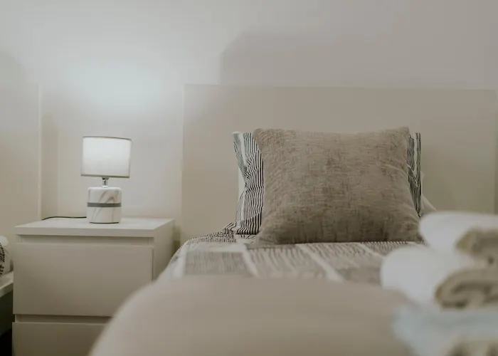 53 - The Daisy Moon House * Serra d'El-Rei